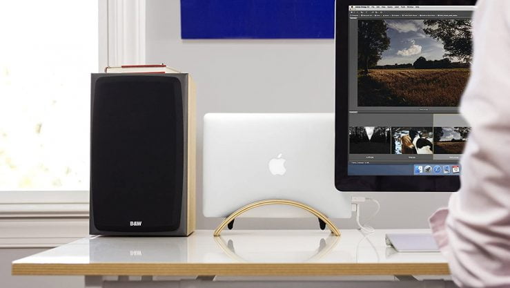 laptop stand verticale ad arco per MacBook
